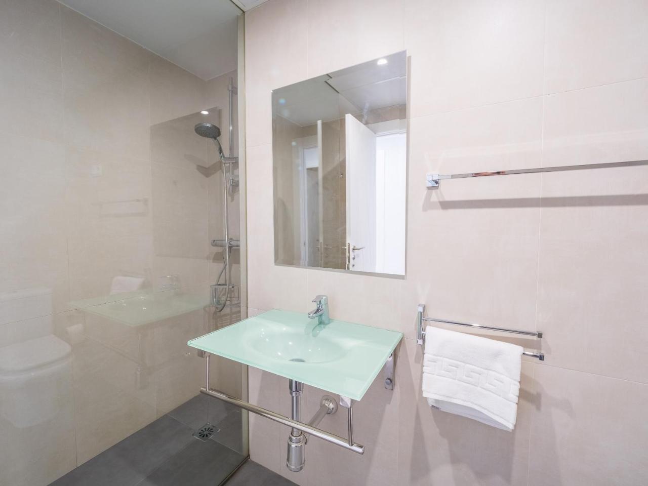 Malagueta Sea View - Premium Apartment Малага Екстериор снимка