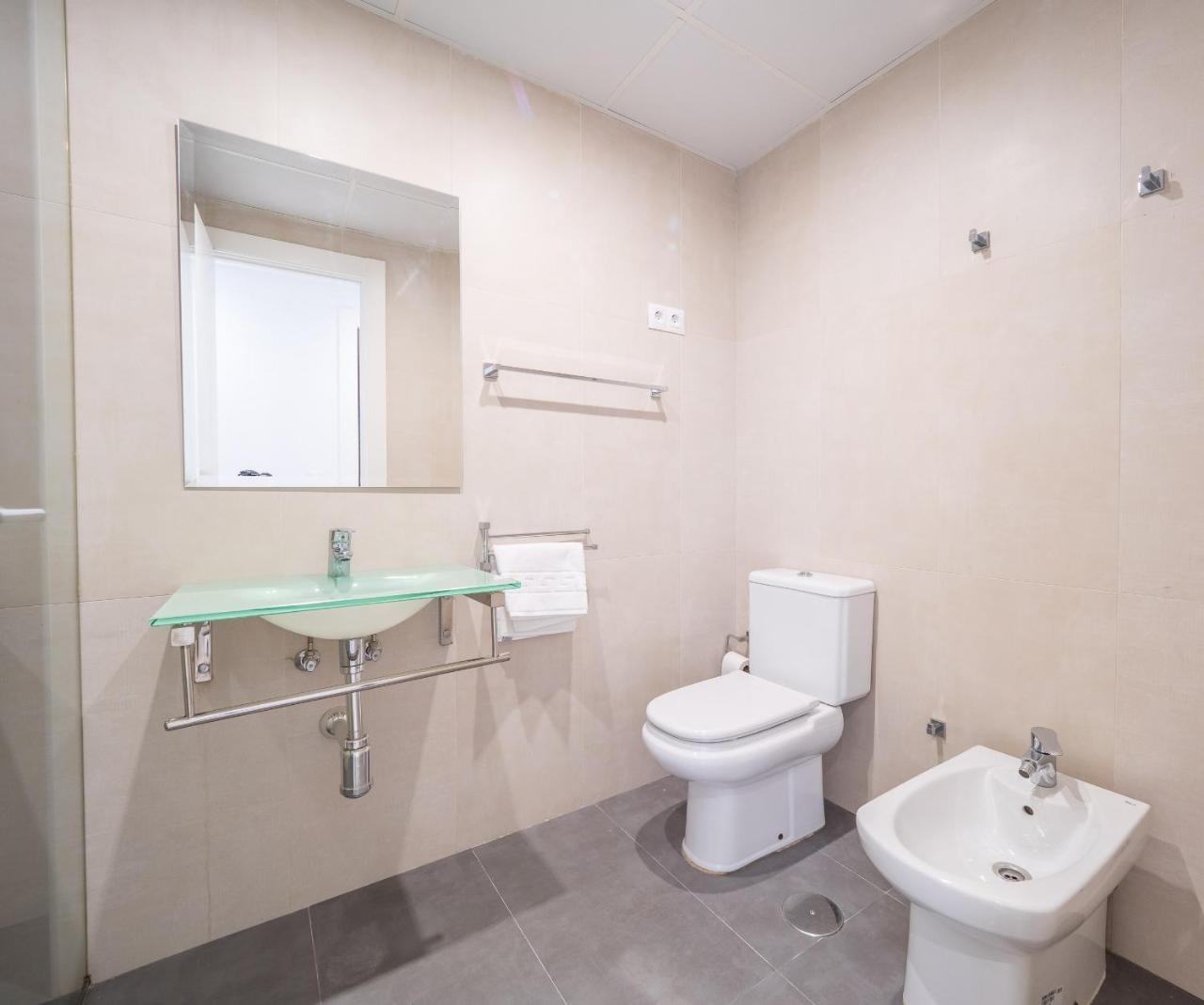 Malagueta Sea View - Premium Apartment Малага Екстериор снимка